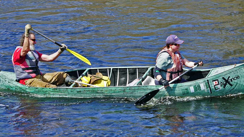 waterfront canoe river paddling