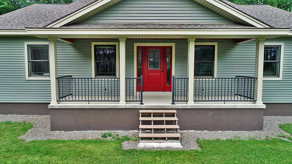 porches on new maine homes