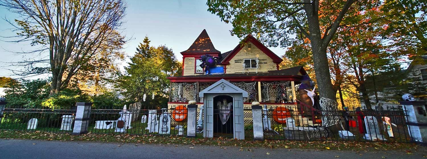 haunted house in maine