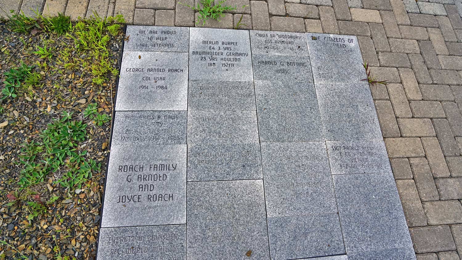 veterans memorial monuments