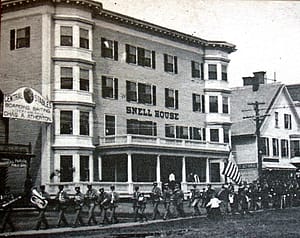 early houlton maine hotels, places to stay.