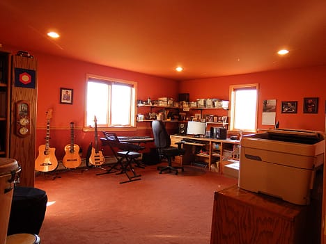 ludlow home for sale music room photo