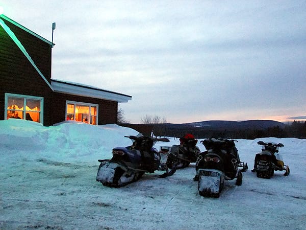 me snowsledders diner photo