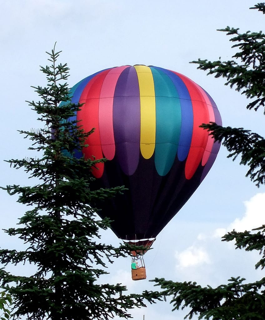 flying in a balloon in maine